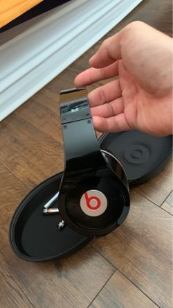Beats by Dre studio black