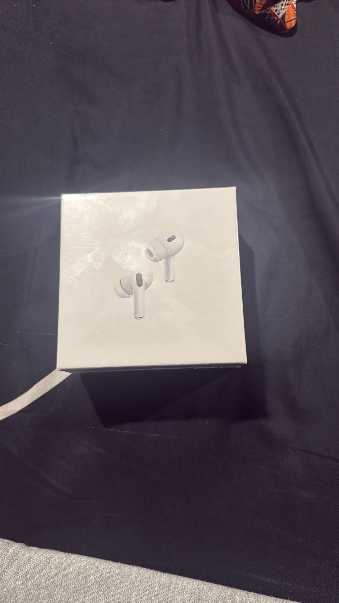 *BEST OFFER* Apple AirPods Second Gen *NEW*