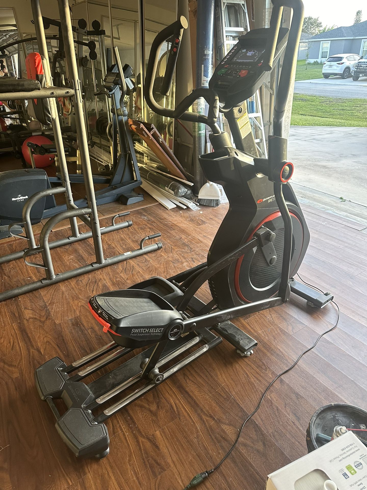 Elliptical Bow flex BXE116