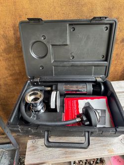 Pressurized Cooling System Tester