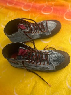 Men’s Vans size 12