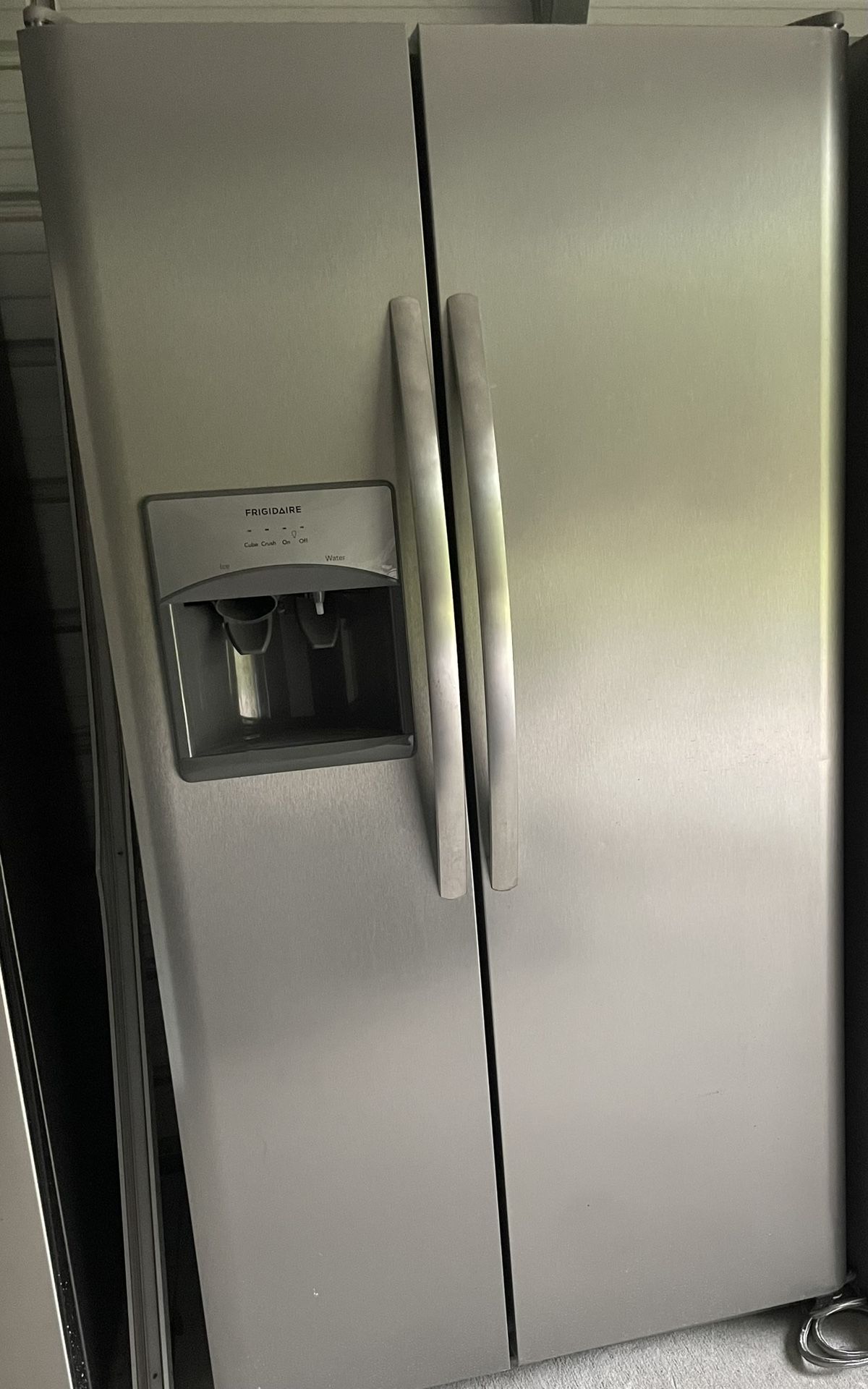 Frigidaire Stainless Side by Side Fridge 