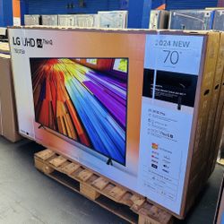 70” LG UT8000 Series 4K HDR Smart TV