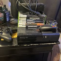 Xbox 360 E With Games 