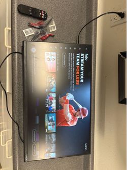 Vizio 24” Smart TV