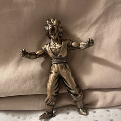 Goku Statue Figure