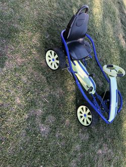Kids pedal cart