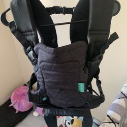 Infantino Baby Carrier 