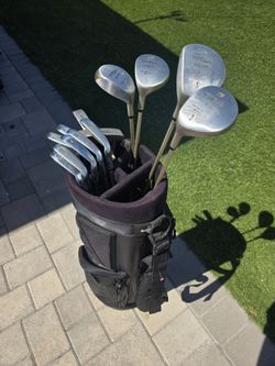 Left-Handed Ladies Complete Golf Club Set – Ready to Play Womens Set with Bag!
