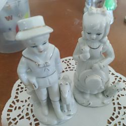 VINTAGE - MATCHING PAIR PORCELAIN/.$5.99 For Both  PICK ⛏️ UP ONLY