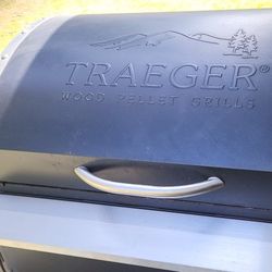  Traeger Pellet Grill Smoker 