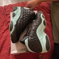 2019 Jordan 13s BLACK ISLAND GREEN