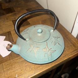 Vintage Chinese Tea Pot