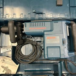 Bosch 1-9/16" Corded Variable Speed SDS-Max Demolition Hammer Excellent