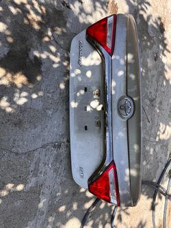 2015-2017 TOYOTA CAMRY TRUNK