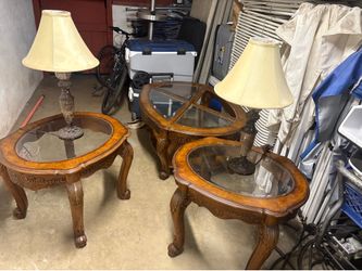 2 SOILD BEAUTIFUL END TABLES