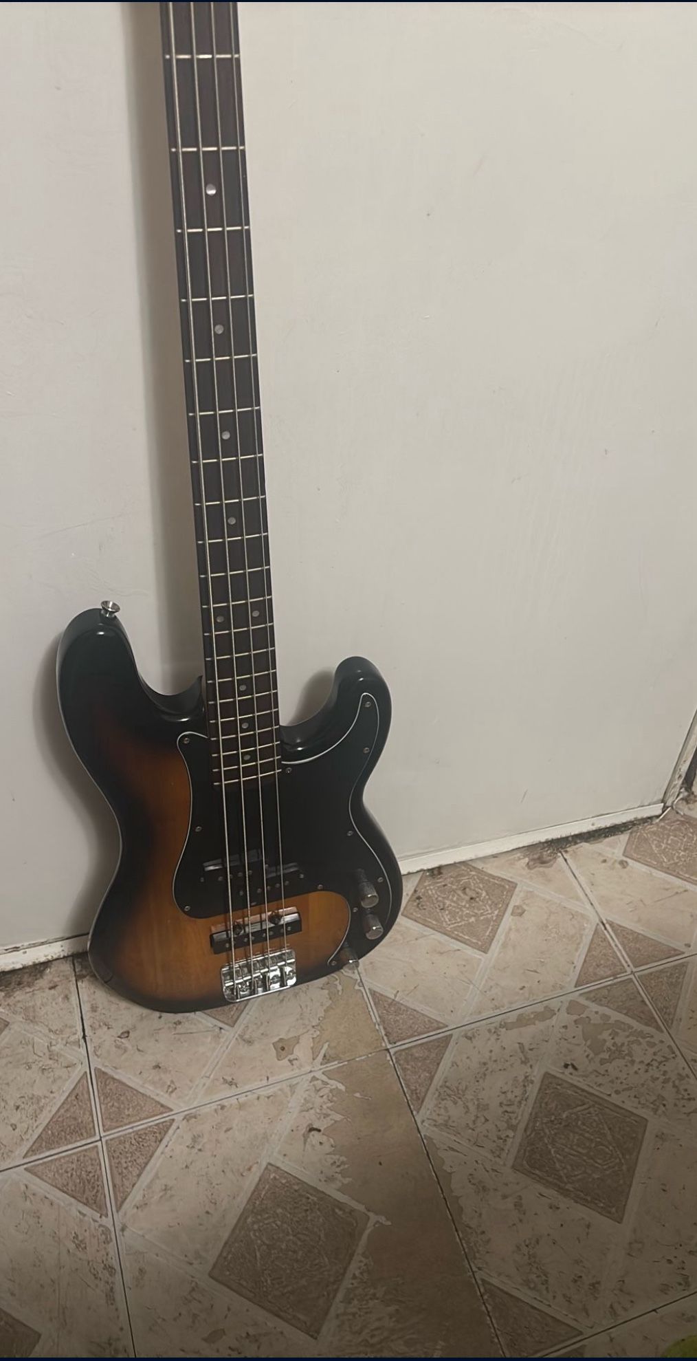 Squire P Bass Strap Included