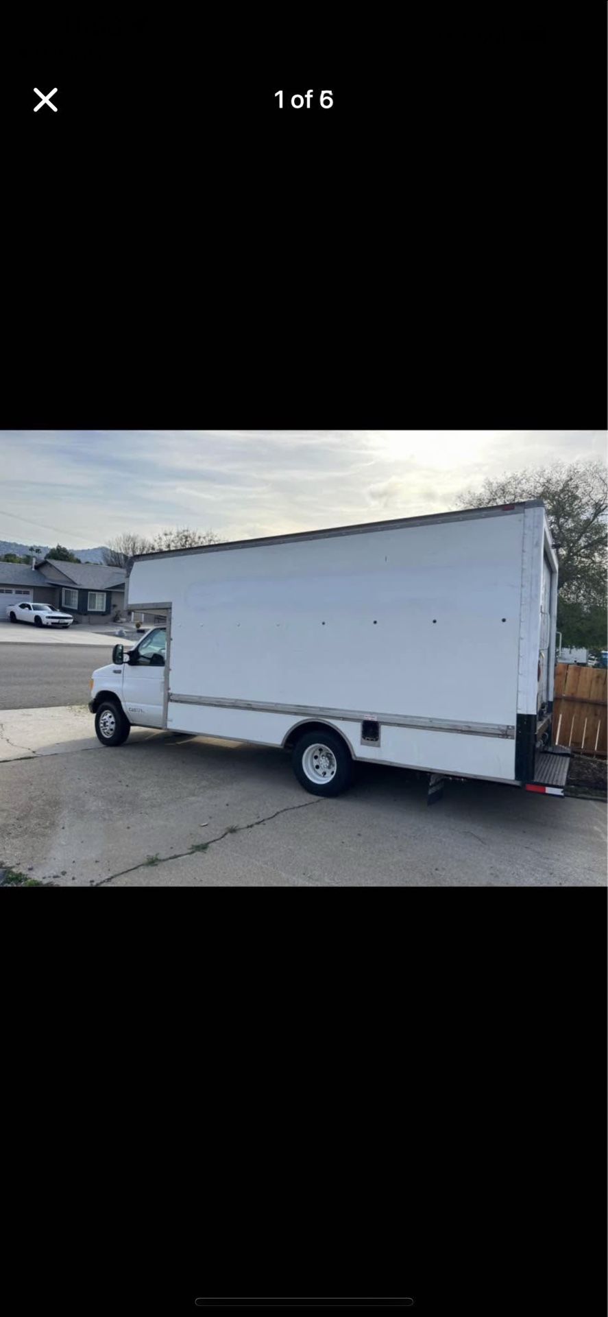 ford box truck 17 foot only two owners with low mileage 0071 miles it was used in storage unit when people move and out like once in week for short di