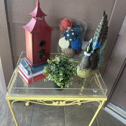 Vintage Table Tray & Farmhouse Decor 