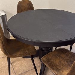 Round Dining Table And Chairs