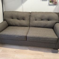 Ashley Furniture Pull-Out Sofa Bed