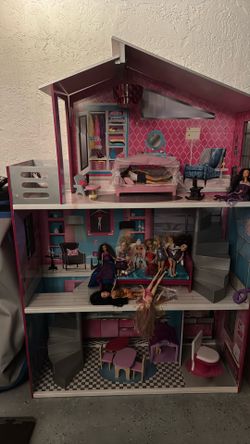 Dolls House