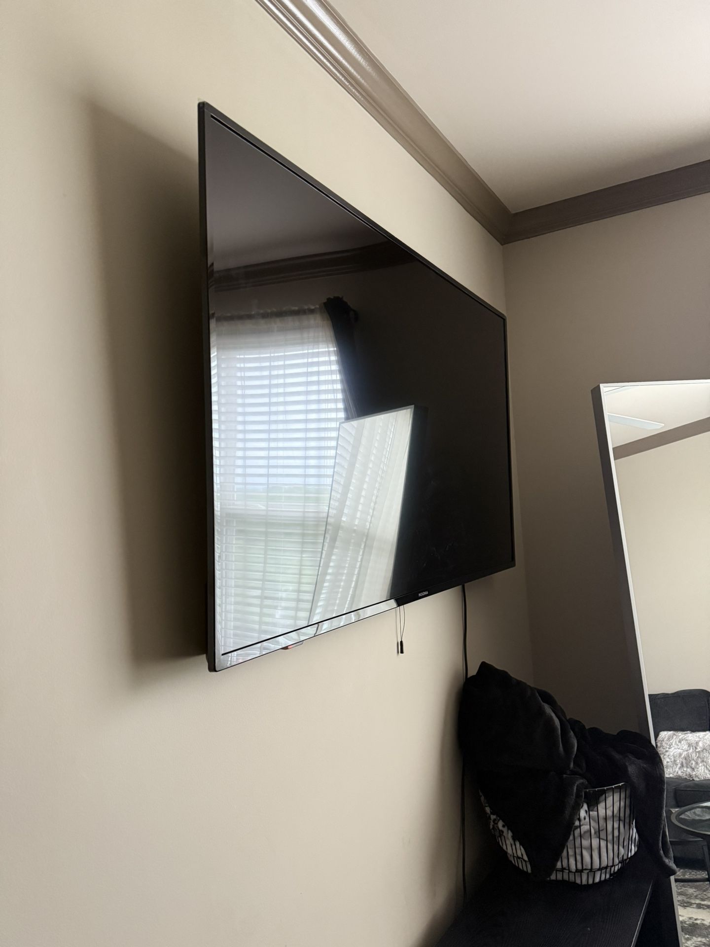 65 Inch Tv