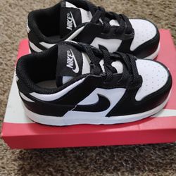 Kids Nike Dunks Pandas 