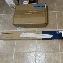 New Fluorescent Light 4’