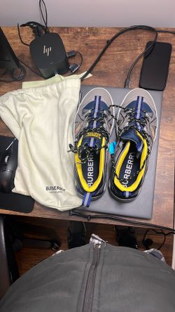 Burberry Shoes Size EU 42, US 9