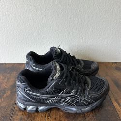ASICS Gel Kayano 14 Size 7.5 Men’s