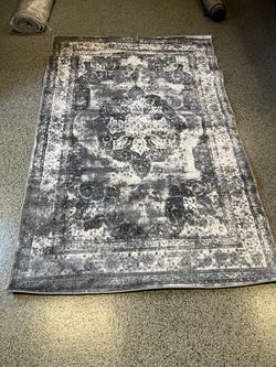 Area rug 5 x 8
