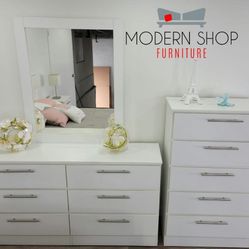 DRESSER WITH MIRROR AND CHEST 
