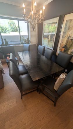 88x44 dining room table and 8 chairs