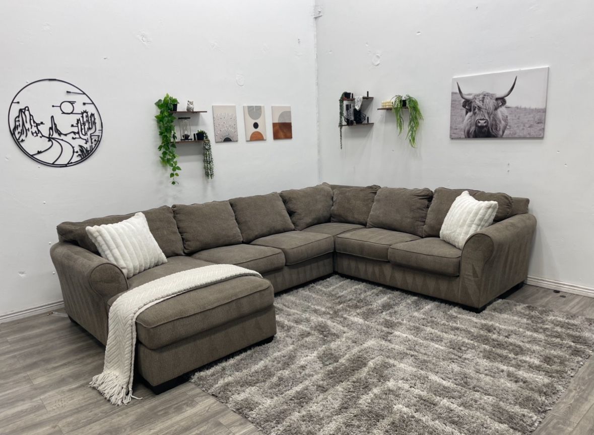 Sectional Couch - Free Delivery