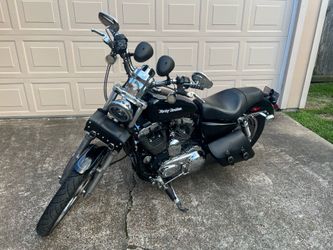 2006 Harley Sportster 1200 in great shape!!
