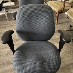 Office And Meeting Chairs 