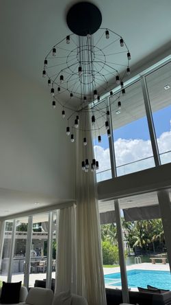 Chandelier Title: Vibia Wireflow Wide  0378 by Arik Levy - 42 LED
