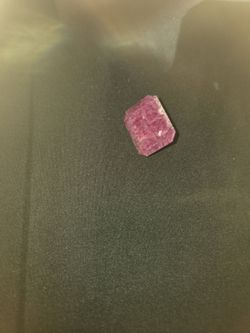 Pink ruby low grade sample but a crazy sz of over 72ct tw solid gem