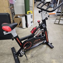 Hpichil Exercise bike with adjustable resistance

ASSEMBLED

$125 FIRM