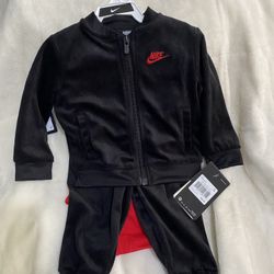 Baby Boys Nike Velour Track Suit 9M
