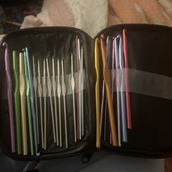 Assorted Crochet Hooks Tools 