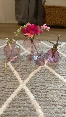 Pink Glass Decor Set