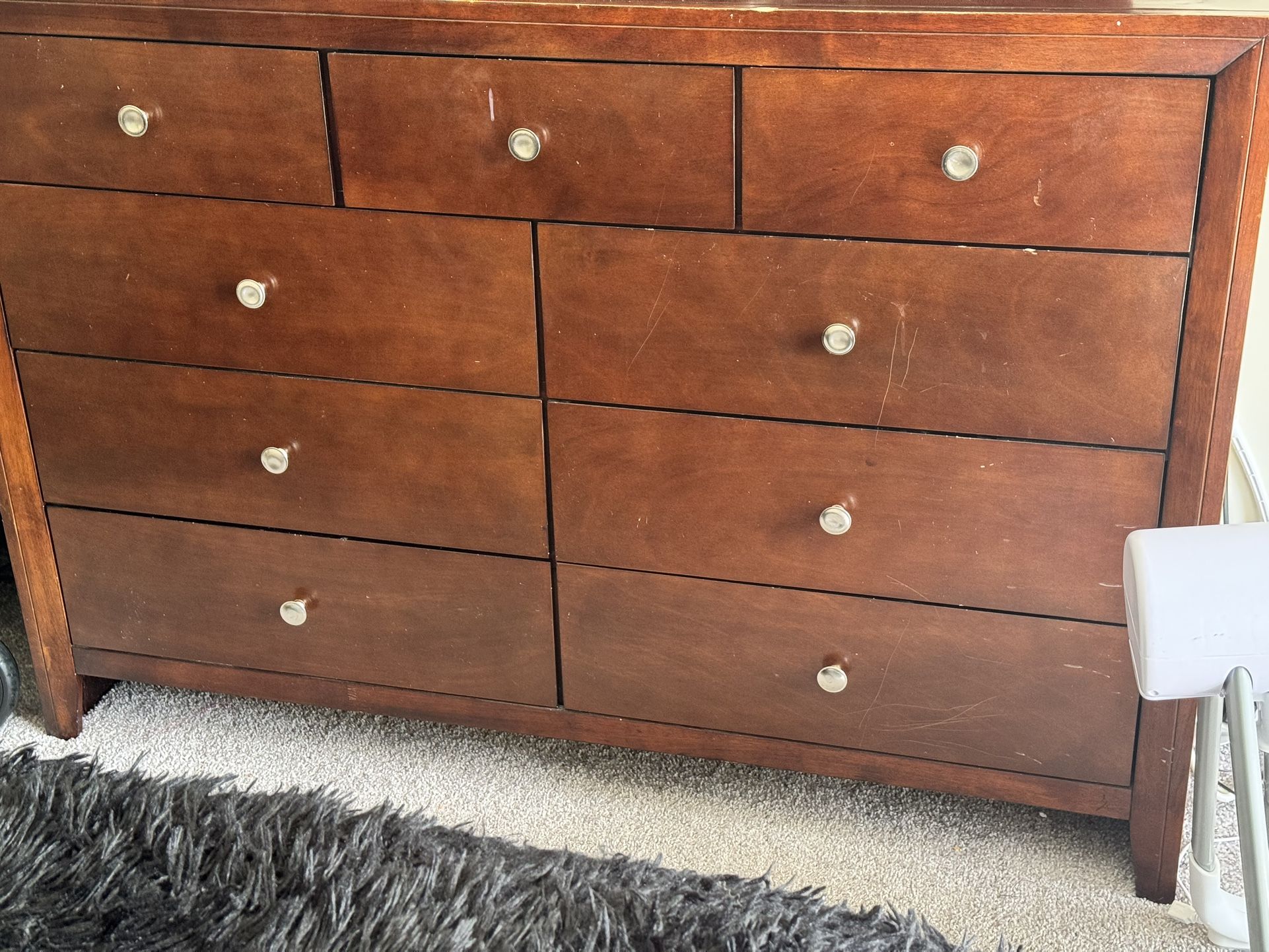 9 Draw Dresser