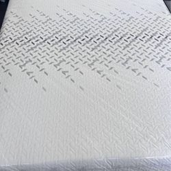 Brand New Full Size Nectar Luxe Hybrid Mattress!!