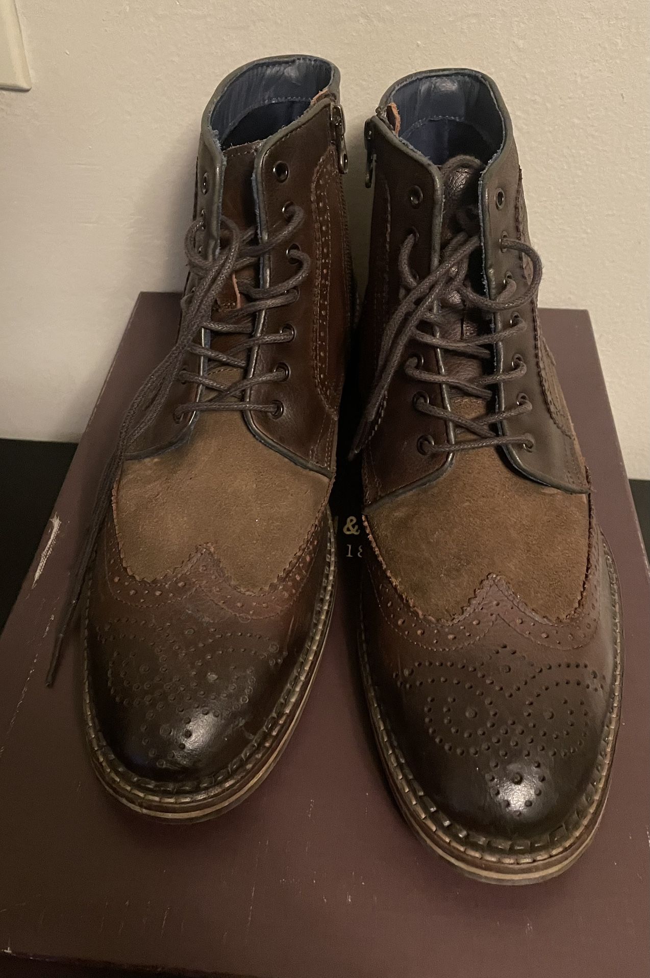 Johnston & Murphy Men’s Boots Benton