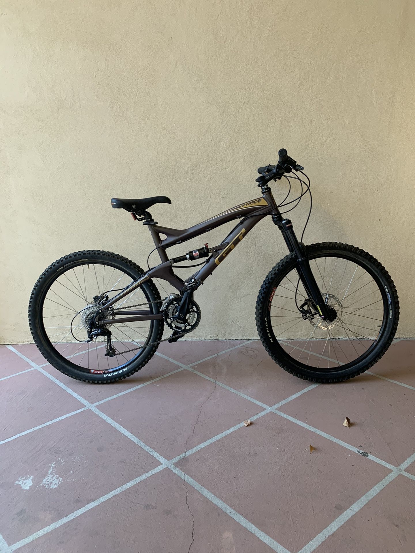 GT Force 3.0 Mountain Bike