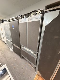 Dacor Refrigerator 36”Inch French Door Panel Ready Brand New Open Box