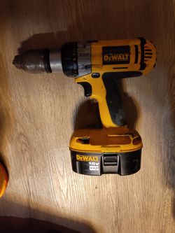 DeWalt 18V XRP cordless hammer drill, likely a model from the DCD or DC series like the DCD951 or DC988.