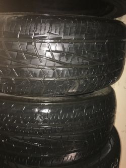 17” 2 used tires 2 205/45R17